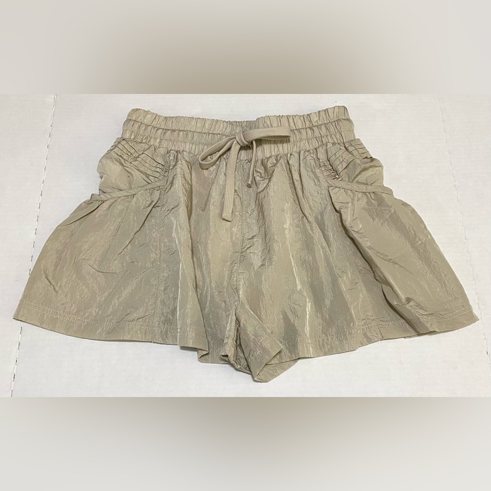 New In Womens S Tan Sand Shorts Athletic Essential Sporty Athleisure Activewear